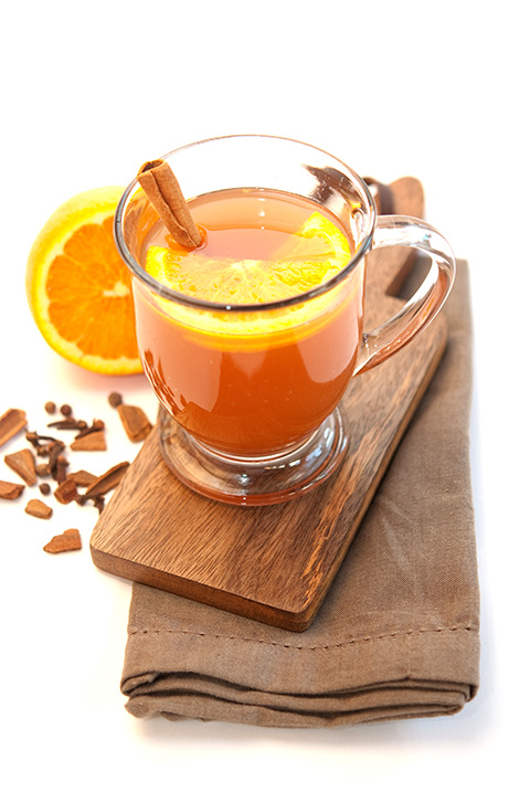 Homemade mulled apple cider